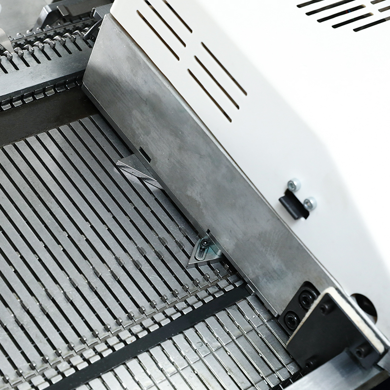 Blanket Knitting Machine-B2100、B2100(2.5G)