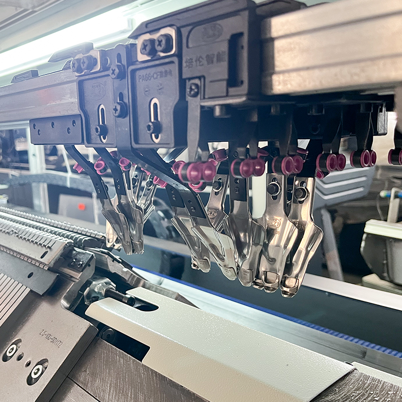 Blanket Knitting Machine-B2100、B2100(2.5G)
