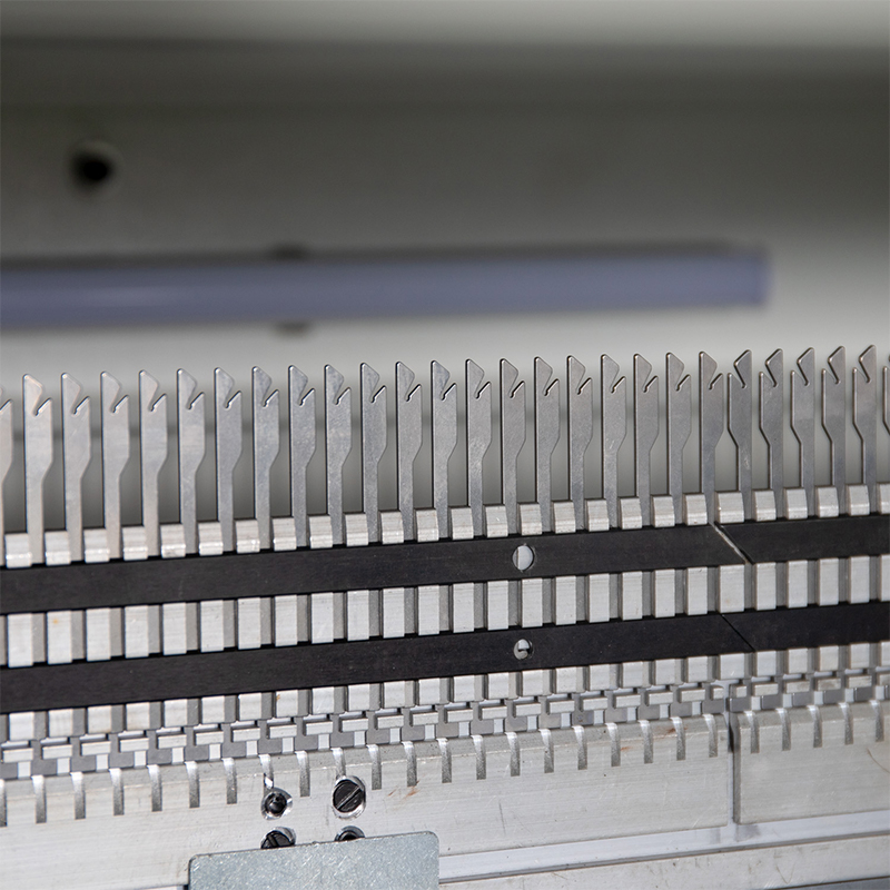 GS-S252C 52-Inch Double System Compound Needle Bottom-Up Sweater Knitting Machine