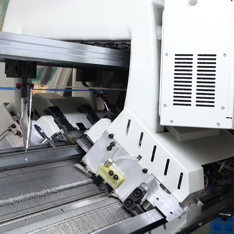 GS-SN352 52-Inch Three System Full-Function Economical Sweater Knitting Machine