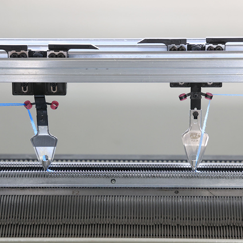 GS-SN352 52-Inch Three System Full-Function Economical Sweater Knitting Machine