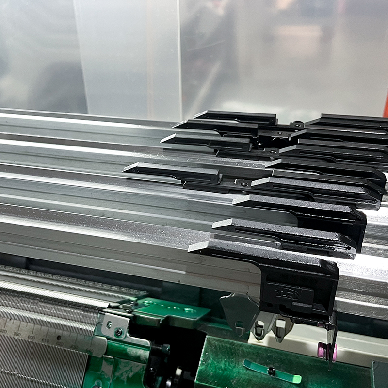 GS-CE140 40-Inch Single System Collar Knitting Machine